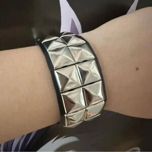 Punk Gothic studded faux leather bracelet - black and silver